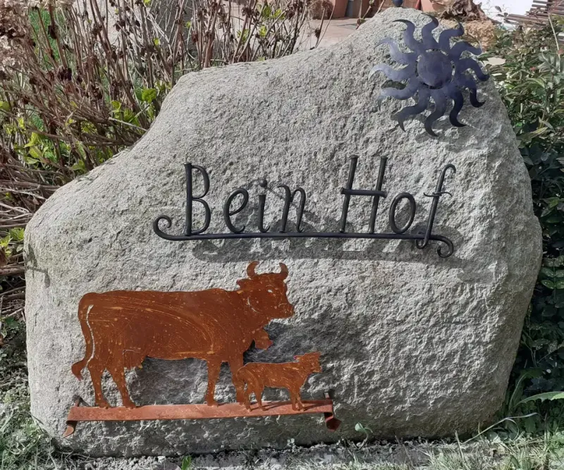 Geschmiedeter Schriftzug